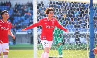 江坂が圧巻2ゴール！ 新生浦和レッズがJ1王者川崎Fを下し、16年ぶり制覇！《FUJIFILM SUPER CUP》