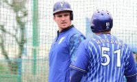 DeNA石井琢朗コーチにまさかの助言…　主砲オースティンが掲げた“走塁意識改革”