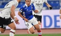 横浜Ｆ・マリノスを救った元欧州組。そのドリブルはサポーターを勇気づける