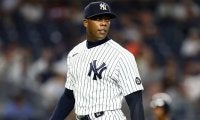 【MLB】人類最速左腕がバットを持ったら…　筋骨隆々の肉体を駆使した練習が「なんてこった」