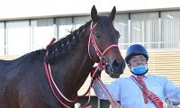 広尾TCが初の海外挑戦　先行有利のドバイにパンサラッサ＆バスラットレオンを送り出す