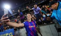 女子サッカーで世界記録の観客9万人超、バルサvsレアルの“クラシコ”のスタンドが衝撃的