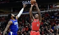 デローザンの50得点でブルズが延長戦を制す…バックス対ネッツもOTの激闘に／NBA