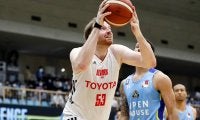 アルバルク東京のアレックス・カークがB1個人通算2000リバウンドを達成