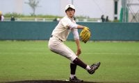 鷲田副将の満塁弾！　慶大に連勝／慶大２回戦