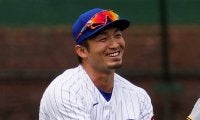 鈴木誠也も3メートル後ろで仰天　カブス一塁手の超美技に米騒然「セイヤの表情（笑）」