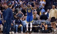 一発退場のNBA選手、スキップで煽る一部始終に米賛否「馬鹿げている」「良識的な判定」