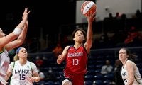 町田瑠唯が公式戦デビュー！　4人目の日本人WNBAプレーヤーが誕生