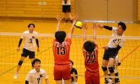 【バレーボール部男子】龍谷大に３－２で勝利し３連勝
