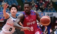 熊本ヴォルターズ、今季B2得点王のLJ・ピークとファイサンバを自由交渉選手リストへ公示