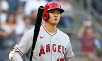 大谷翔平、敵地実況席まで“認めた”微妙な判定「これは低い」「球審の遅さを見て」