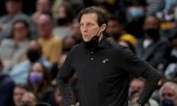 ジャズで8シーズン指揮を執ってきたクイン・スナイダーHCが来季も残るか不透明？