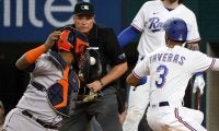 【MLB】機敏な球審が「かなり凄い」　捕手の華麗美技導く驚愕の反射神経は「ブラボー」