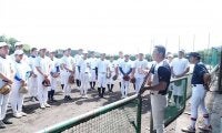 大阪桐蔭を倒す秘策は少年野球にあり!?　履正社が“カリスマ監督”に指導仰いだワケ