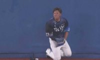 「落ちるかなと思った打球をすでに待ってる」　後ろ向き“激突好捕”は「華がある」