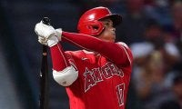 【MLB】大谷翔平が「跡形もなく消し去った！」　外野動かぬ“超特大140m”弾に米騒然