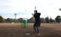 常識覆す正面からのトスで打力アップ　社会人日本一チームの練習から生まれた“新型マシン”
