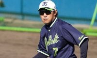 コロナ禍のヤクルト、内川聖一ら14選手を登録、鷹はデスパイネが復帰　12日の公示