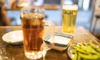 よくお酒を飲む人、あまり飲まない人の「腸内フローラ」を比較。どんな違いがあった？