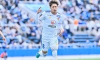 【J2「3強肉薄」】3位・仙台、首位・横浜FCに「勝点2差」に迫る“攻撃陣躍動”「4得点快勝」も…「大きな課題が残った」原崎監督の発言のワケ(2)