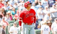 大谷翔平、投手との交錯を俯瞰映像で米記者が検証　意見様々「もう30cm離れていれば」