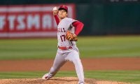 大谷翔平、6回0封＆25号に敵将が絶賛「投打の成功に脱帽だ」「足の怪我でも奮闘した」