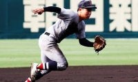 衝撃の甲子園デビューから１年「こういう選手がいるチームは強い」を体現する男。横浜・緒方漣を支える反骨心と図太さ