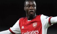 積極補強のニース、アーセナルFWぺぺのレンタルを画策か