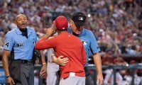 【MLB】“疑惑の判定”後監督に逆ギレ…球審に非難殺到「最悪」「責任取らせるべき」
