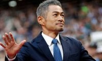 【MLB】引退後も変わらぬ“若々しさ”　スーツで決めたイチロー氏が「カッケェええ」