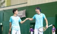 リーグ戦開幕！　ダブルスは負け越すもシングルス全勝で白星発進／男子明大戦