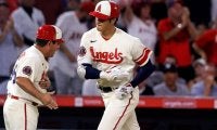 大谷翔平、昨季最多勝コールから逆転３ラン！日本人初の２年連続３０本塁打に米記者も感嘆「ノリに乗っている！」