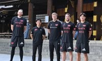 A東京が明治神宮で必勝祈願…アドマイティスHC「開幕までみんなで成長していきたい」