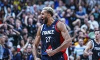 フランスがトルコに1点差で勝利しベスト8へ…ゴベアが20得点17リバウンドと大暴れ