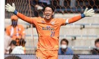 権田修一の好セーブは「3つの要素が重なった」　楢崎正剛が見抜いた日本代表GKの技術