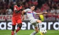 レバンドフスキは「古巣相手」に決定機逸脱…バイエルンがバルセロナに2-0勝利! 同一カード5連勝を記録