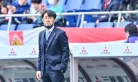 【J2「抜け出し」】2位・横浜FC「3戦勝ち星ナシ」の“最後の正念場”、5位・仙台はエースの豪快ヘッドで「6連敗阻止」！伊藤彰監督の「新可変システム」が奏功で再浮上を狙う!!(2)