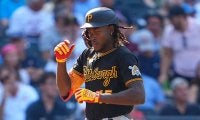 【MLB】無敵デグロムも呆然…右手一本の“軽打アーチは「なんでそんな飛ぶねん」「現実離れ」