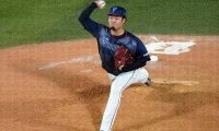 大逆転Vへ「何かが起こる」　覚醒したDeNA24歳、67試合投げても「体が元気に」