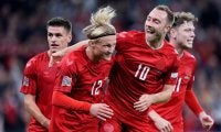 ｢どうしたんだフランス代表｣!! エリクセン大躍動のデンマーク代表に2失点し、わずか1勝でUNLを終える…前回王者の脳裏によぎる｢ワールドカップのジンクス｣