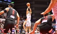 川崎ブレイブサンダースが接戦を制す…“新生”三遠ネオフェニックスは黒星発進