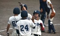 [準硬式野球] 「一気に優勝まで」接戦制して全勝首位ターン