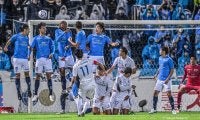 「やばかった」「ビューティフルFK」J1昇格をかけた一戦で「スーパーゴラッソ」飛び出す！ 雨中のスリッピーさも感じさせない大分MF下田の左足