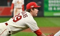 【MLB】“エビ反り”好守が「NPB仕込み」　体を張った元Gマイコラスの「執念が凄い」