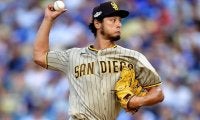 【MLB 地区S】ダルビッシュ、PS2勝目の権利　6回途中3失点降板、同点ピンチも元虎スアレス好救援