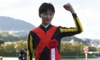 坂井瑠星騎手が中央GI初制覇 同期・荻野極騎手に続き32期生では2人目