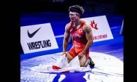 「もう生きていてもしょうがない」。レスリング成國大志、世界一を決めた優勝後に流した涙の真意