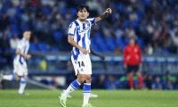 ｢鬼フィジカル｣!!  久保建英が古巣戦スタメン出場で｢無得点｣もシュート本数最多で存在感発揮…ソシエダのクラブ史上初公式戦8連勝に貢献