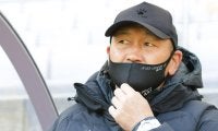 J3降格が近づく岩手、今季で退任する秋田豊監督がオーナー兼社長に就任