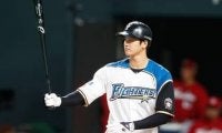 鶴岡慎也がマスク越しに驚いた大谷翔平など強打者5人。「ヒットを打つ天才」「これが首位打者のスイング軌道か…」